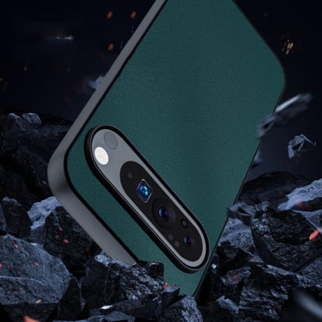 Ультратонкий чохол із шкіряною фактурою Plain Skin на Google Pixel 10 / 10 Pro - помаранчевий