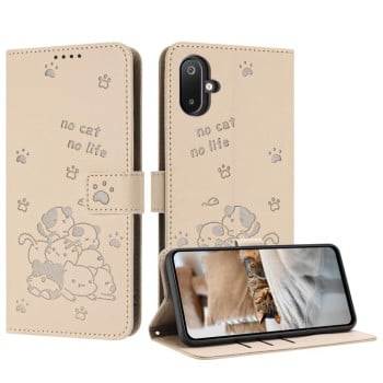 Чехол-книжка Embossed Kitten Phone Leather для Samsung Galaxy M06 5G - бежевый