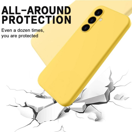 Силиконовый чехол Solid Color Liquid Silicone на Samsung Galaxy S24 FE 5G - желтый