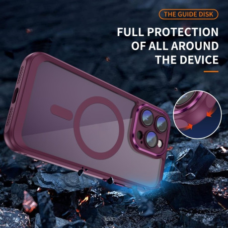 Противоударный чехол Frosted Lens MagSafe для iPhone 15 Pro Max - пурпурно-красный
