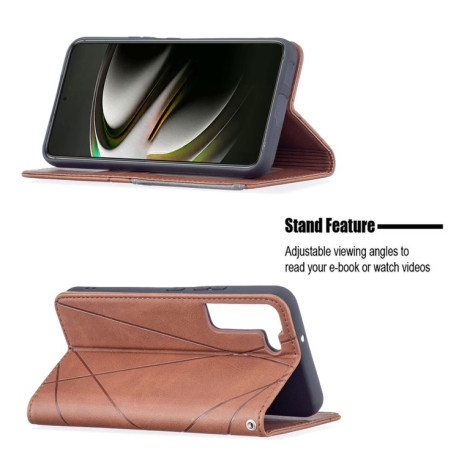 Чехол-книжка Rhombus Texture на Samsung Galaxy S22 5G - коричневый