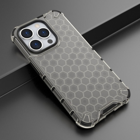 Противоударный чехол Honeycomb на iPhone 15 Pro - черный