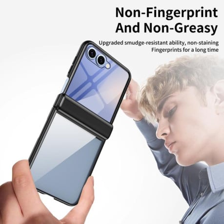 Чехол с матовой “ледяной” спинкой Cold Ice на Samsung Galaxy Flip 7 5G - черный