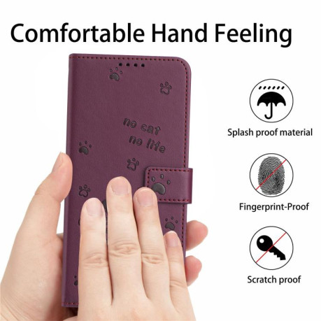 Чехол-книжка Embossed Kitten Phone Leather для Motorola Edge 60 Fusion - винно-красный