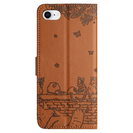 Чехол-книжка Cat Embossing Pattern на iPhone 16e - коричневый
