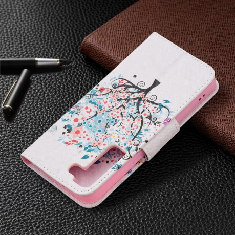 Чехол-книжка Colored Drawing Pattern для Samsung Galaxy S22 5G - Tree