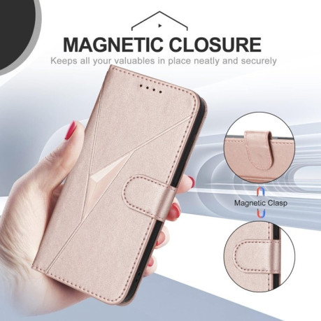 Чехол-книжка Triangle Pattern Buckle Clasp Leather на Infinix Note 40 4G - розовое золото