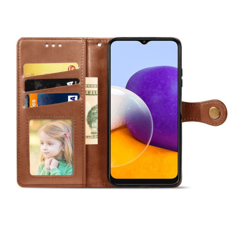 Чехол-книжка Retro Solid Color на Samsung Galaxy M32/A22 4G - коричневый