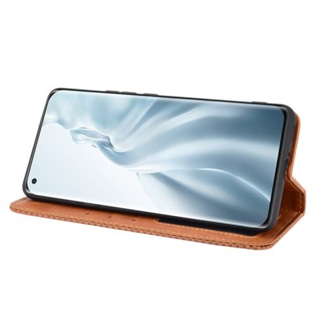 Чехол-книжка Magnetic Buckle Retro на Xiaomi Mi 11 - коричневый