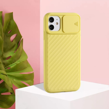 Чехол Sliding Camera на iPhone 12 Pro Max - желтый