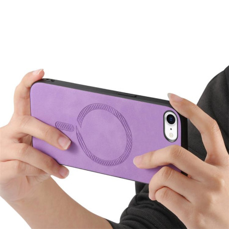 Чехол Solid Color Retro Magsafe для iPhone 16e - фиолетовый