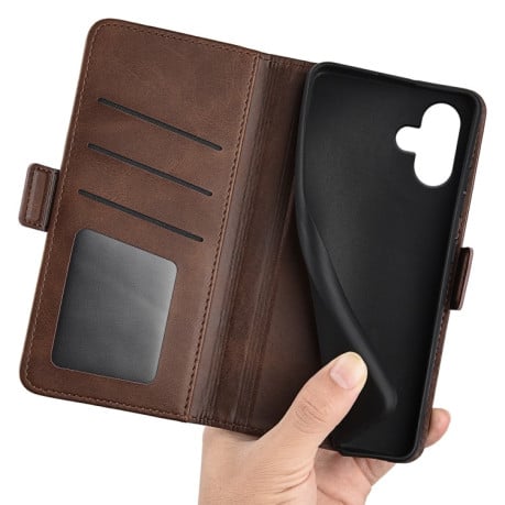 Чехол-книжка Dual-side Magnetic Buckle для iPhone 16 - коричневый