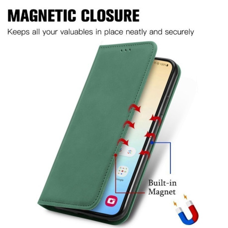 Чохол-книжка Retro Skin Feel Business Magnetic  для Samsung Galaxy S25+ 5G - зелений