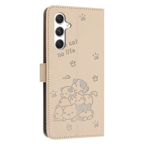 Чехол-книжка Embossed Kitten Phone Leather для Samsung Galaxy A56 5G - бежевый