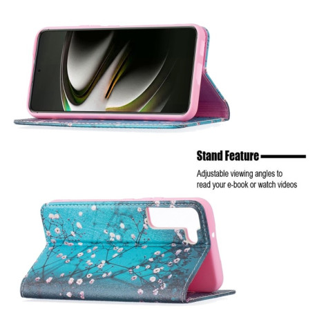 Чохол-книжка Colored Drawing Pattern для Samsung Galaxy S22 5G - Plum Blossom