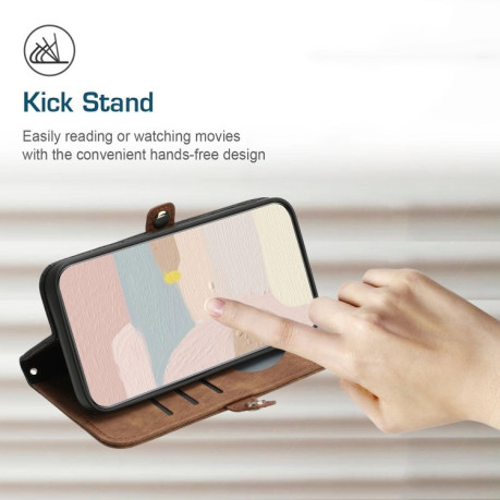 Чохол-книжка Buckle Double Fold Hand Strap Leather на OnePlus 12 - коричневий