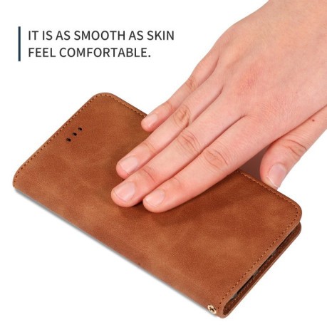 Кожаный чехол- книжка Retro Skin Feel Business Magnetic на iPhone 11 Pro Max- коричневый