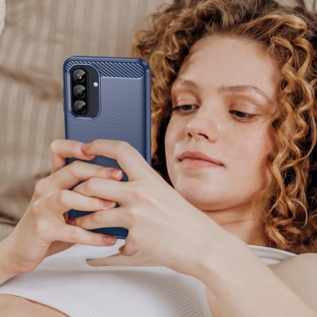 Противоударный чехол Brushed Texture Carbon Fiber на Samsung Galaxy A26 5G - синий