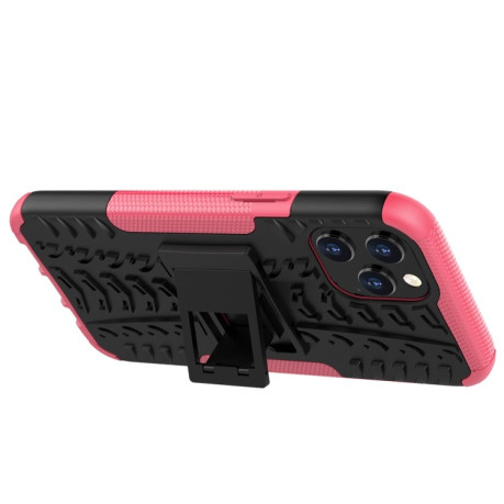 Противоударный чехол Tire Texture на iPhone 12 Pro Max - пурпурно-красный
