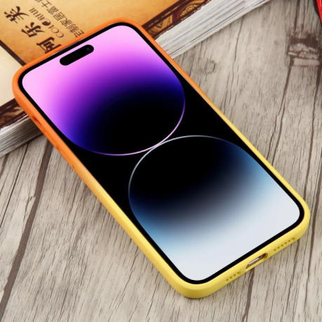 Противоударный чехол Liquid Silicone Full (Magsafe) для iPhone 15 Pro - оранжево-желтый