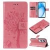 Чехол-книжка Tree & Cat Embossed Pattern для OPPO A60 4G - розовый