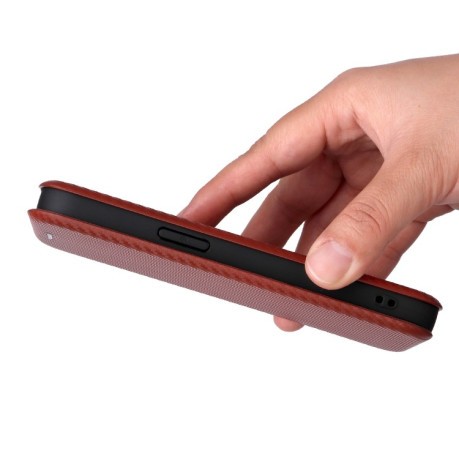 Чехол-книжка Carbon Fiber Texture на iPhone 16e - коричневый