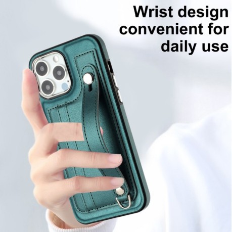 Противоударный чехол Wrist Strap Holder на iPhone 15 Pro Max - зеленый