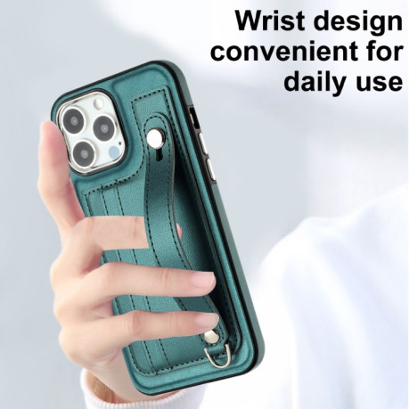 Противоударный чехол Wrist Strap Holder на iPhone 15 Pro - зеленый