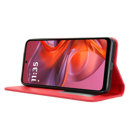 Чехол-книжка Magnetic Buckle Retro Crazy Horse Texture на Motorola Moto G05 / E15 4G - красный