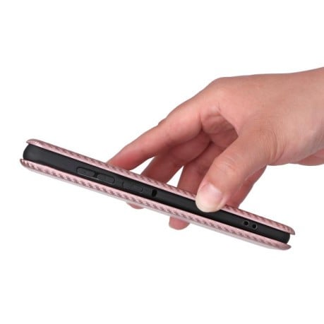 Чехол-книжка Carbon Fiber Texture на Motorola Edge 60 Pro - розовый