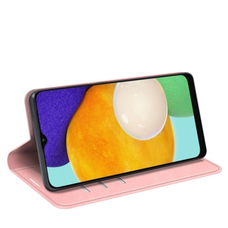Чехол-книжка Retro-skin Business Magnetic на Samsung Galaxy A04s/A13 5G - розовый