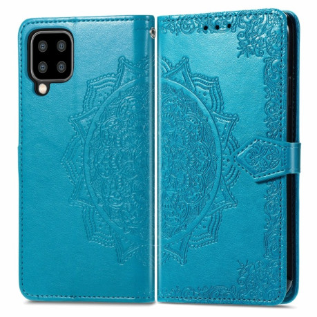 Чехол-книжка Mandala Embossing Pattern на Samsung Galaxy M32/A22 4G - синий