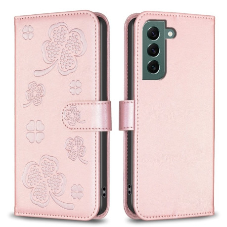 Чехол-книжка Four-leaf Clasp Embossed на Samsung Galaxy S24 FE 5G - розовый