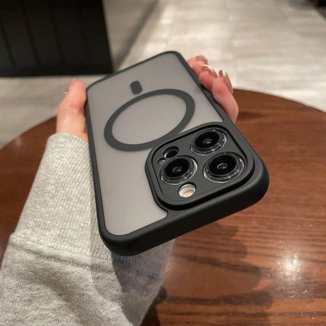 Чехол противоударный with Magsafe Magnetic Shockproof для iPhone 15 Pro Max - черный