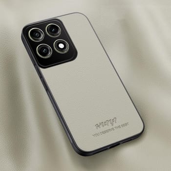 Чехол HUIYI Leather Magnetic на Motorola Edge 70 Pro — белый