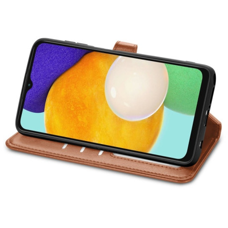 Чехол- книжка Retro Solid Color на Samsung Galaxy A04s/A13 5G - коричневый