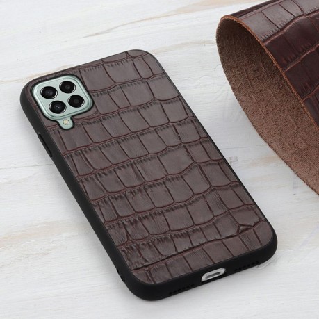 Противоударный чехол Crocodile Top Layer для Samsung Galaxy M33 5G - коричневый