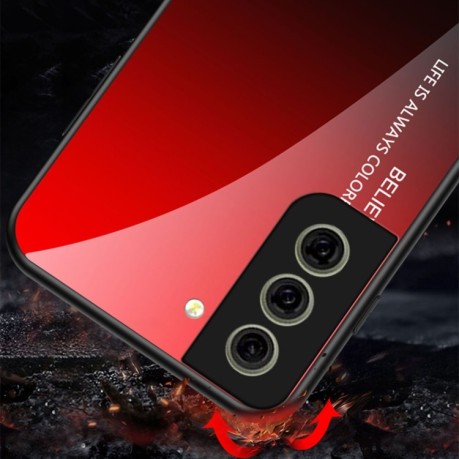 Стеклянный чехол Gradient Color на Samsung Galaxy S21 FE - красный