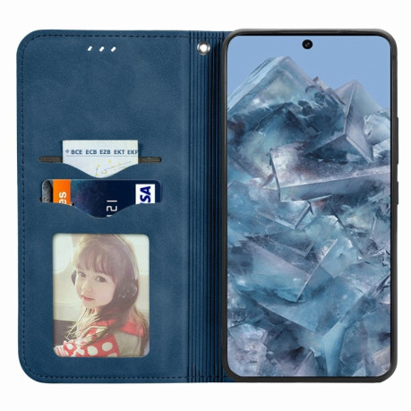 Чохол-книжка Retro Skin Feel Business Magnetic для Google Pixel 8a - синій