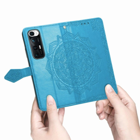 Чехол-книжка Lucky Clover Halfway Mandala Embossing Pattern на Xiaomi Mi 10S - синий