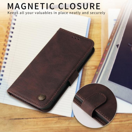 Чохол-книжка Skin Feel Life Tree для Motorola Moto G15/G15 Power - коричневий