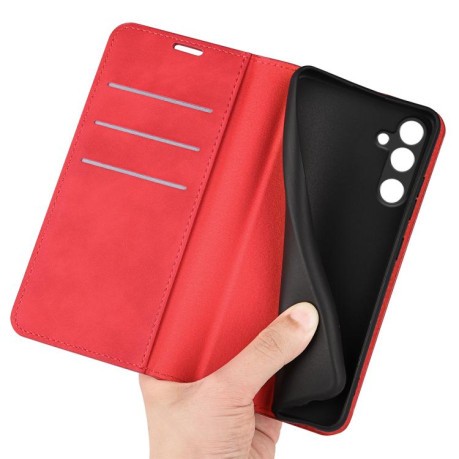 Чехол-книжка Retro Skin Feel Business Magnetic на Samsung Galaxy M16 / F16 - красный