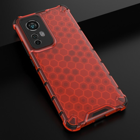 Противоударный чехол Honeycomb на Xiaomi Mi 12 5G - красный