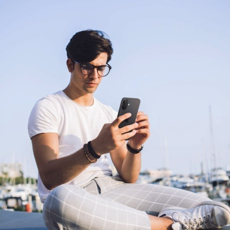 Комплект защитных стекол на камеру Spigen Glass tR EZ Fit Optik Pro для  iPhone 16 Plus - Black