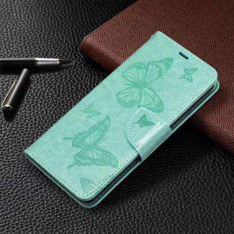 Чехол-книжка Butterflies Pattern на Samsung Galaxy S21 FE - зеленый
