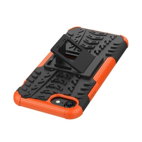 Противоударный чехол Tire Texture на iPhone SE 3/2 2022/2020/7/8 - оранжевый