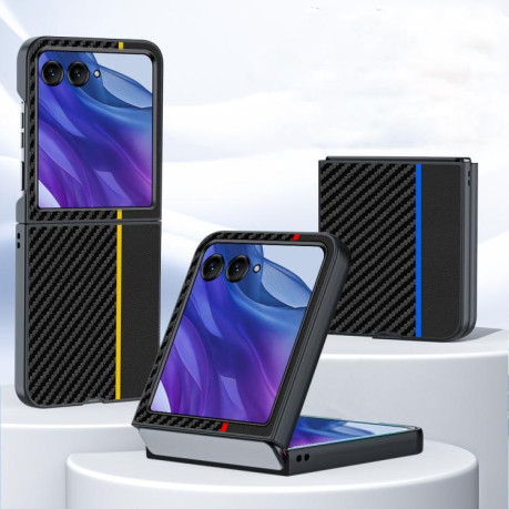 Противоударный чехол Carbon Fiber Texture Printing для Motorola Razr 60 Ultra 5G - золотой