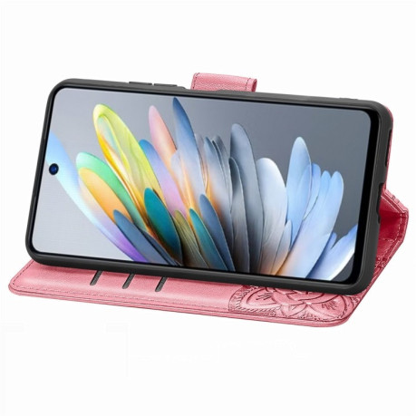 Чехол-книжка Butterfly Love Flower Embossed для Motorola Moto G35 - розовый