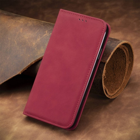 Чехол-книжка Retro Skin Feel Business Magnetic для Infinix Note 40 Pro  4G - красный