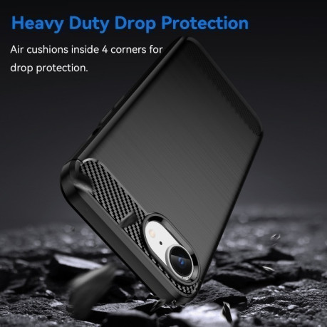 Противоударный чехол Brushed Texture Carbon Fiber на iPhone 16e - черный